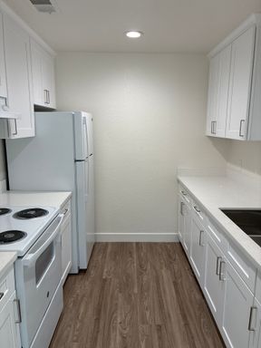 CM2bd2ba – photo 1