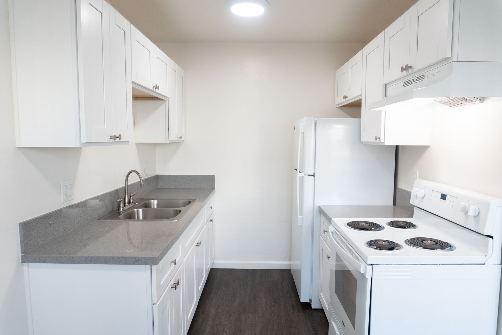 San Diego Apartment: 2720 Broadway