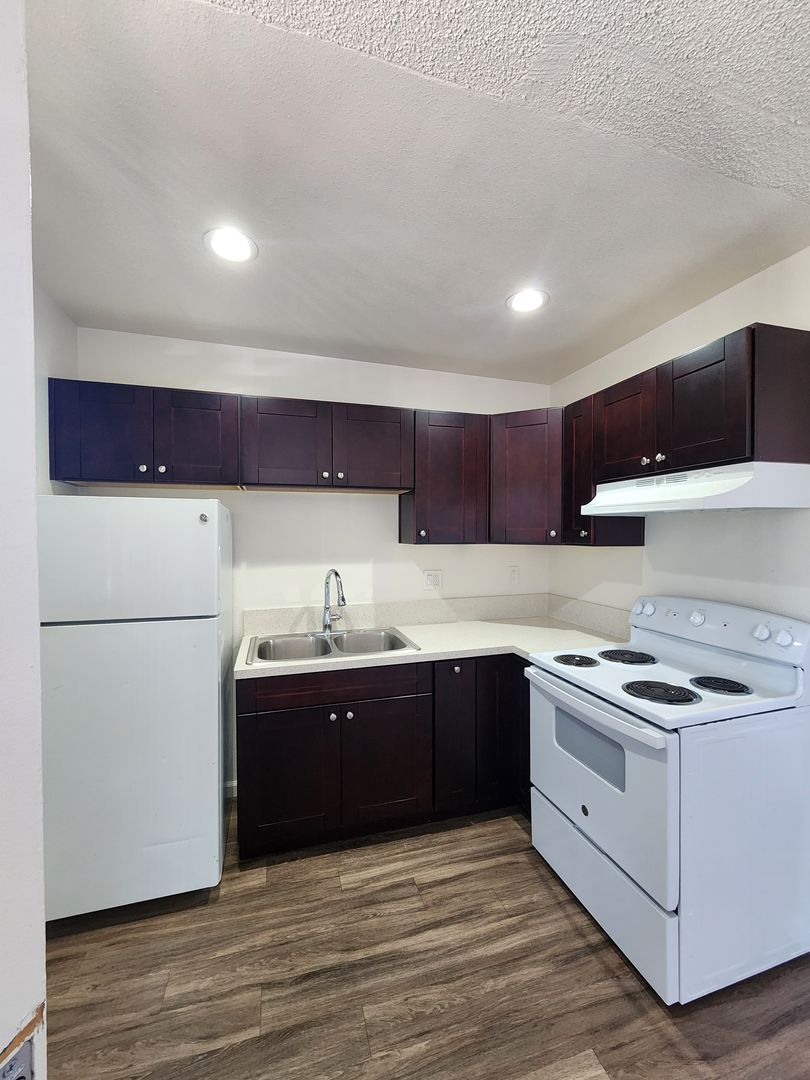 San Ysidro Apartment: 3854-62 Beyer Blvd