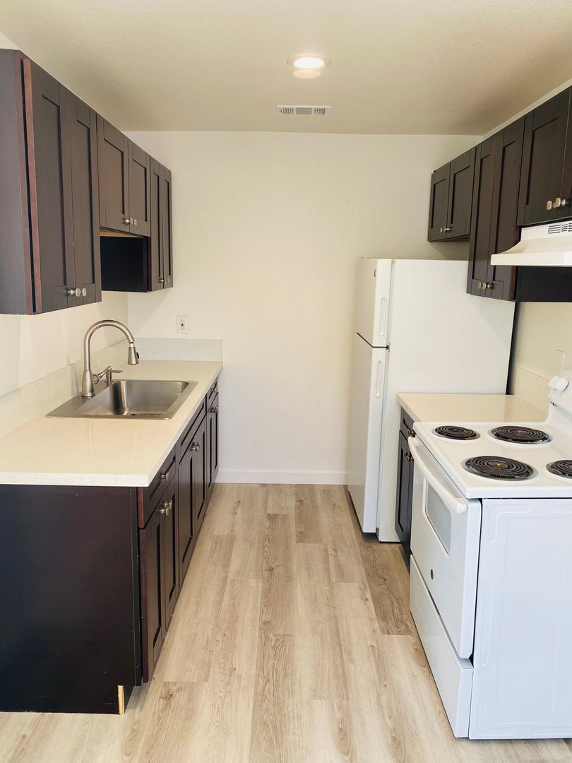 San Marcos Apartment: 342-58 Pleasant Way