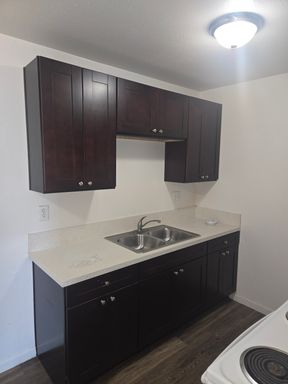 1 Bed, 1 Bath Apartment – photo 1