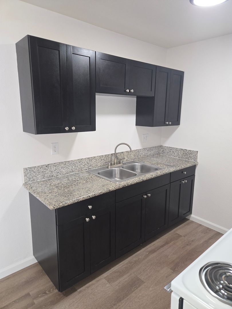 Chula Vista Apartment: 1255-71 Broadway