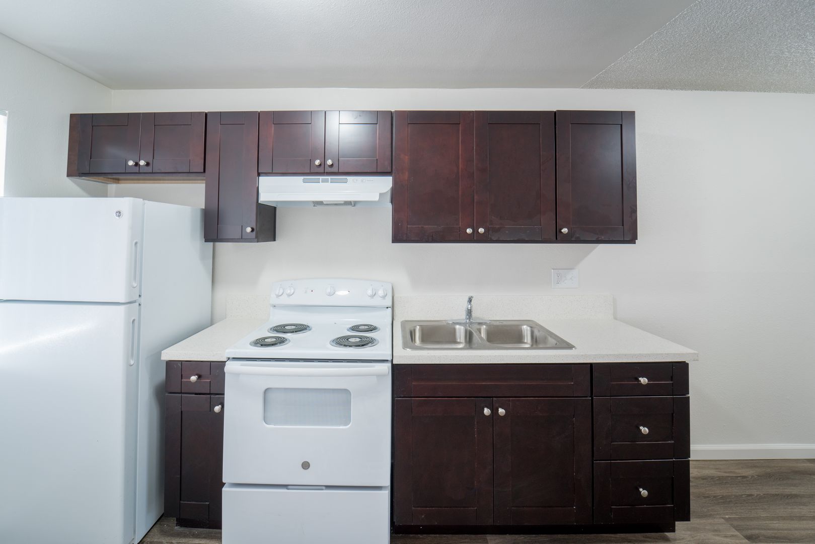 National City Apartment: 2039 L Ave