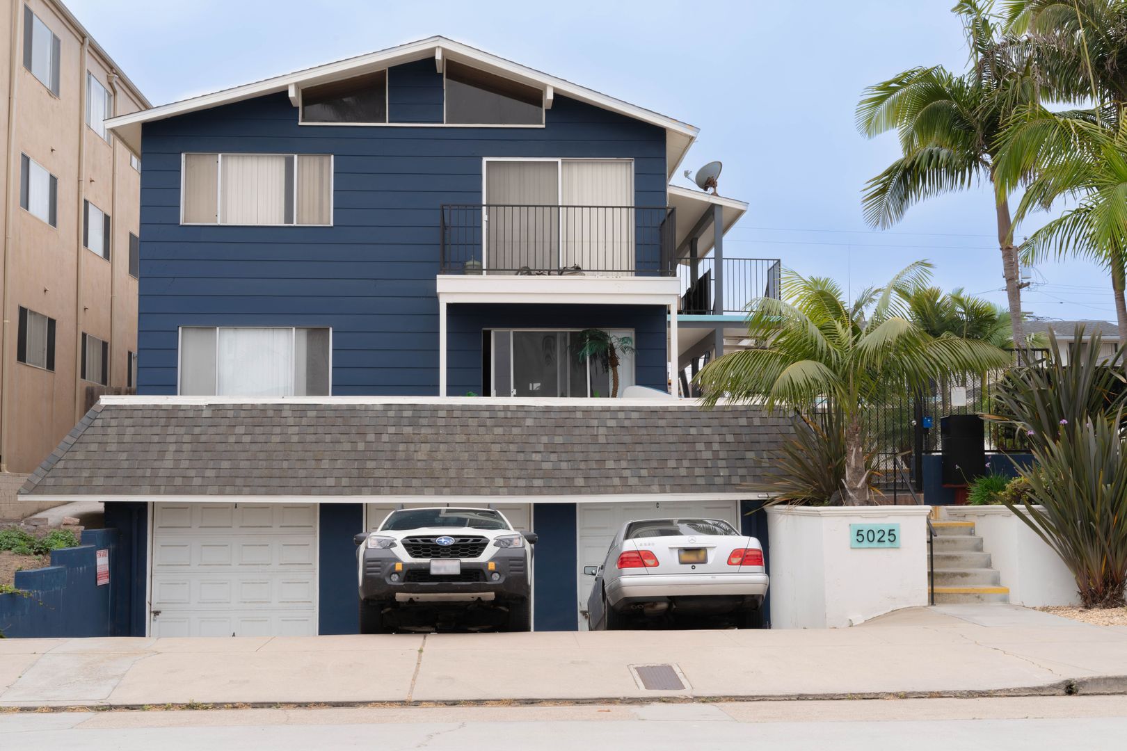 San Diego Apartment: 5025 Cape May Ave
