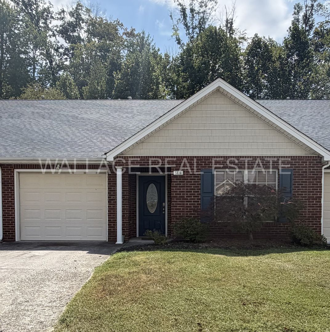 Knoxville Condo: 5336 Avery Woods Lane
