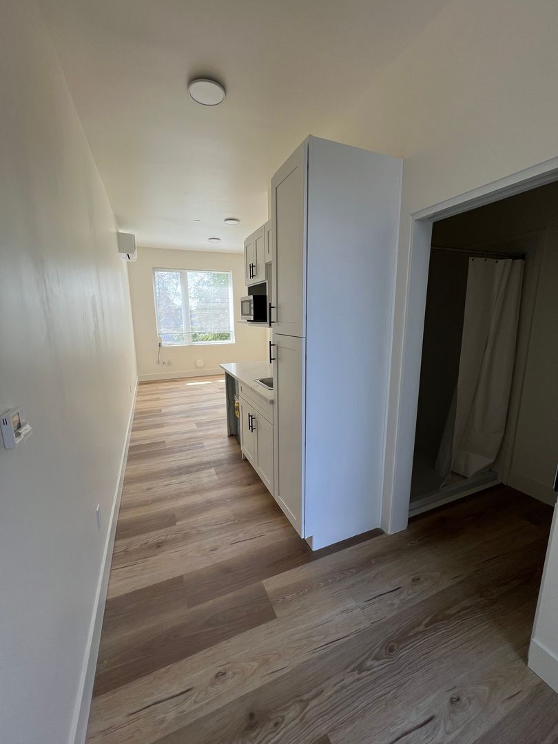 Berkeley Apartment: 2435 San Pablo Ave
