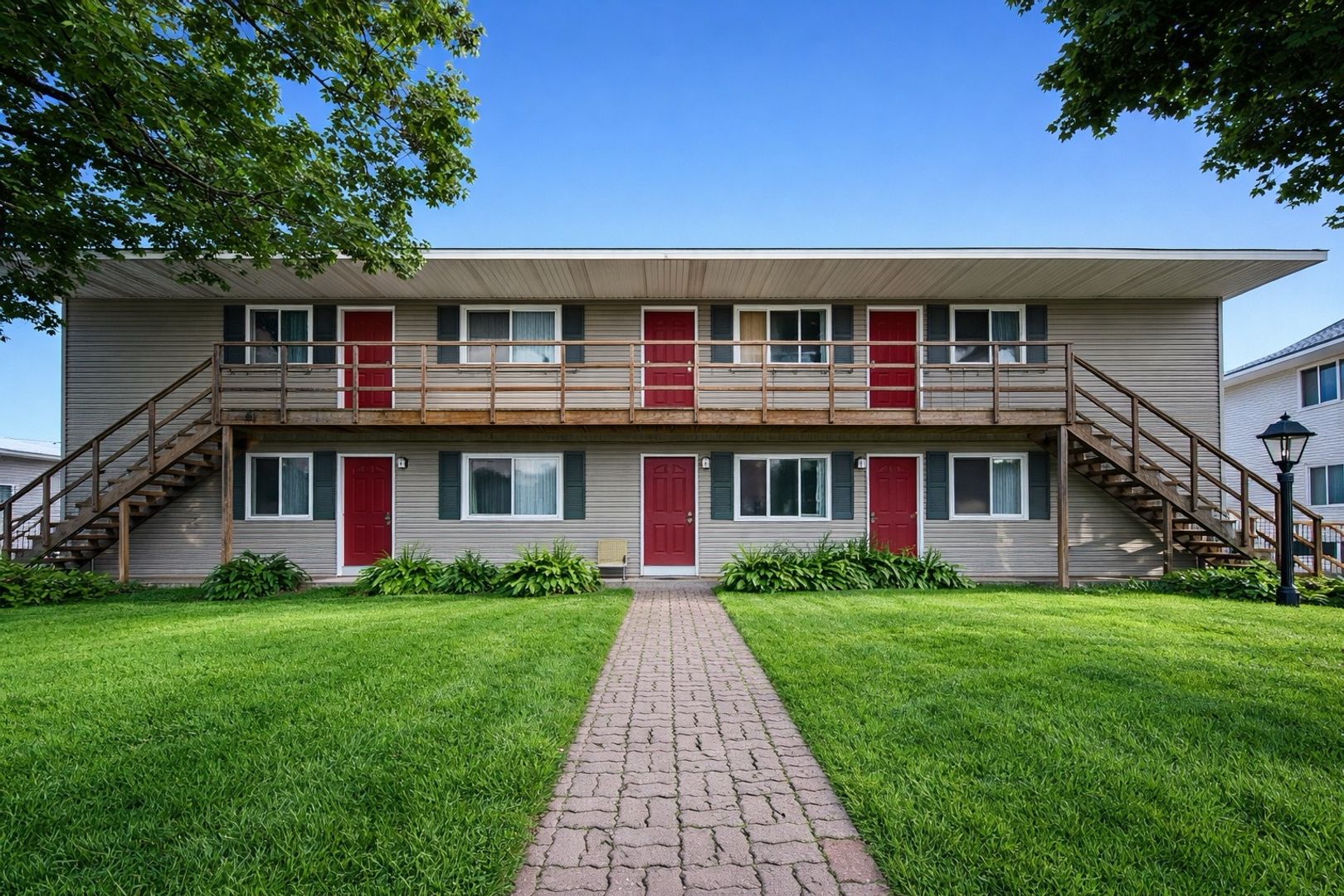 Wausau Apartment: 903 Genrich St