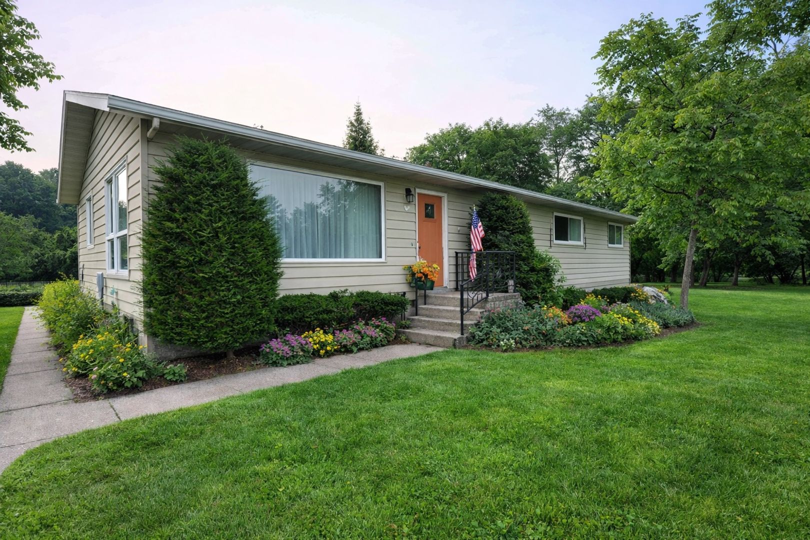 Merrill House: 1200 Cedar Street