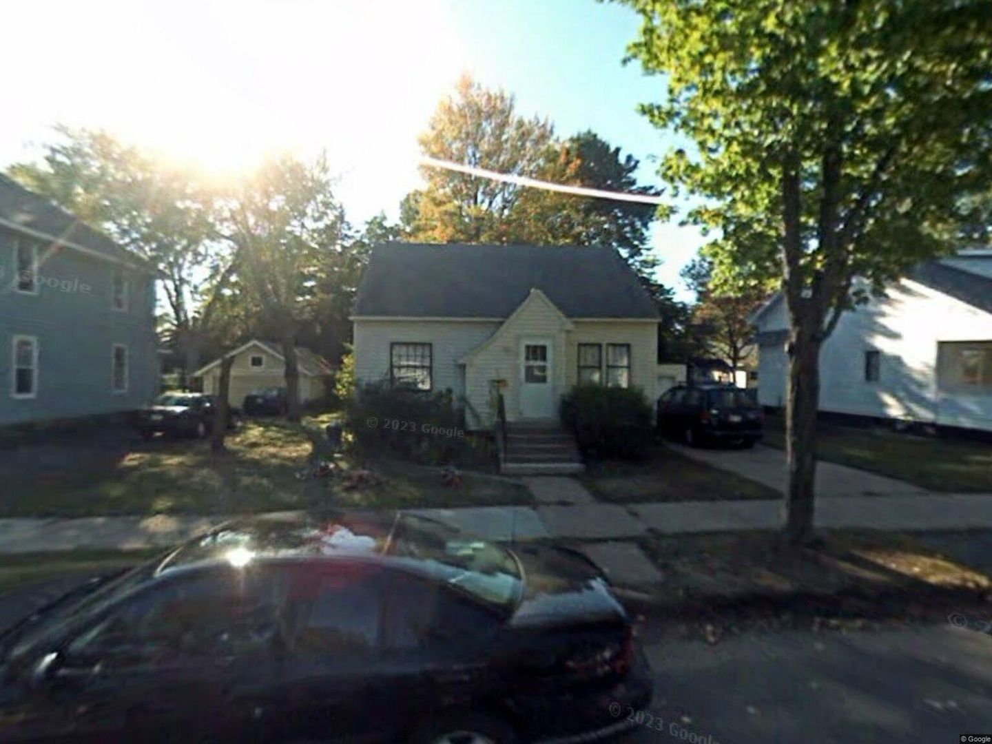 Wausau House: 828 S 9th Avenue