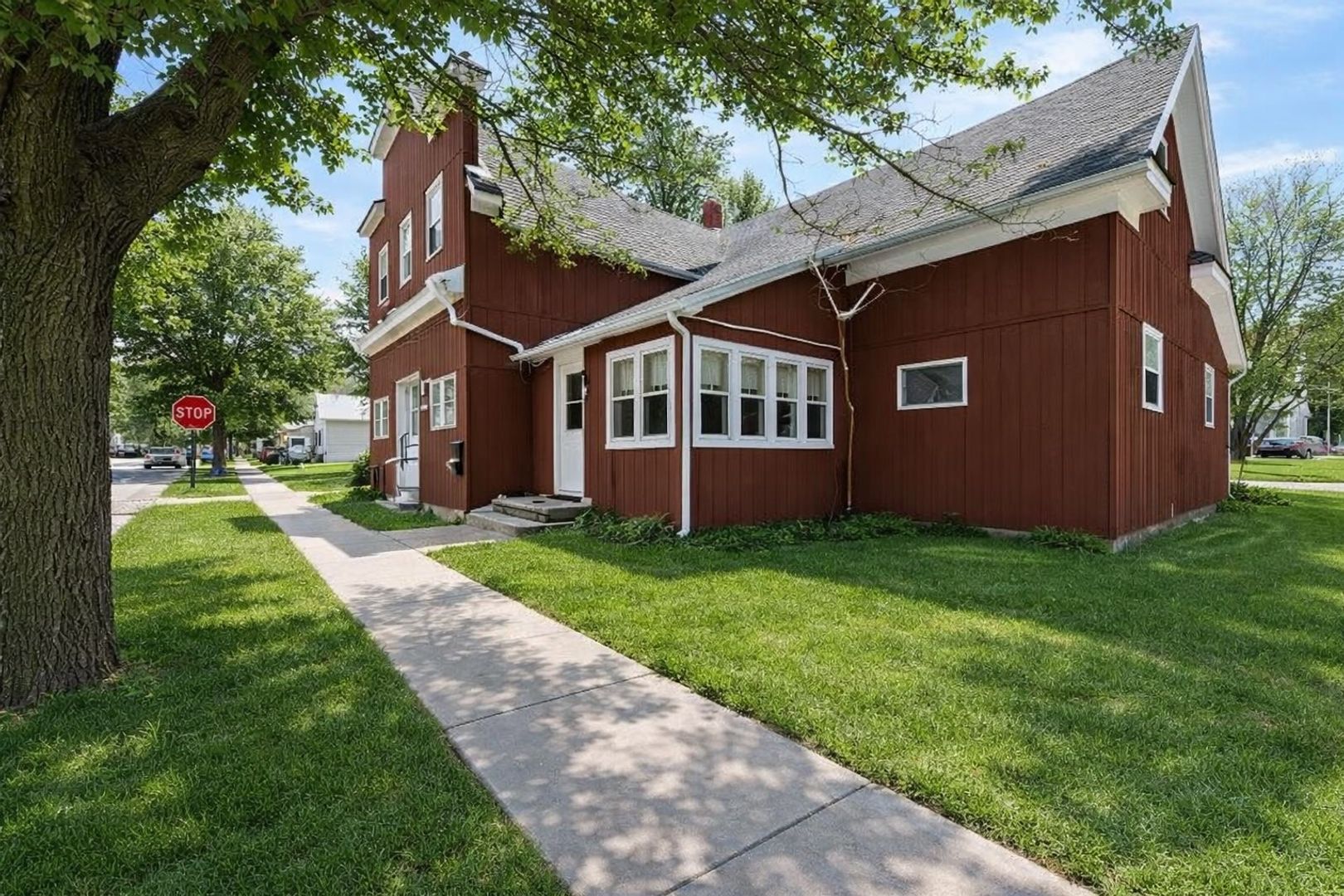 Wausau Apartment: 629 Park Avenue