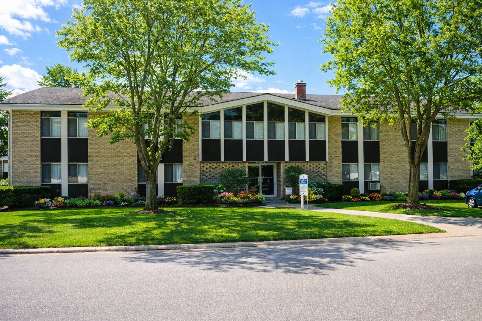 Stevens Point Apartment: 3825 Robert Place