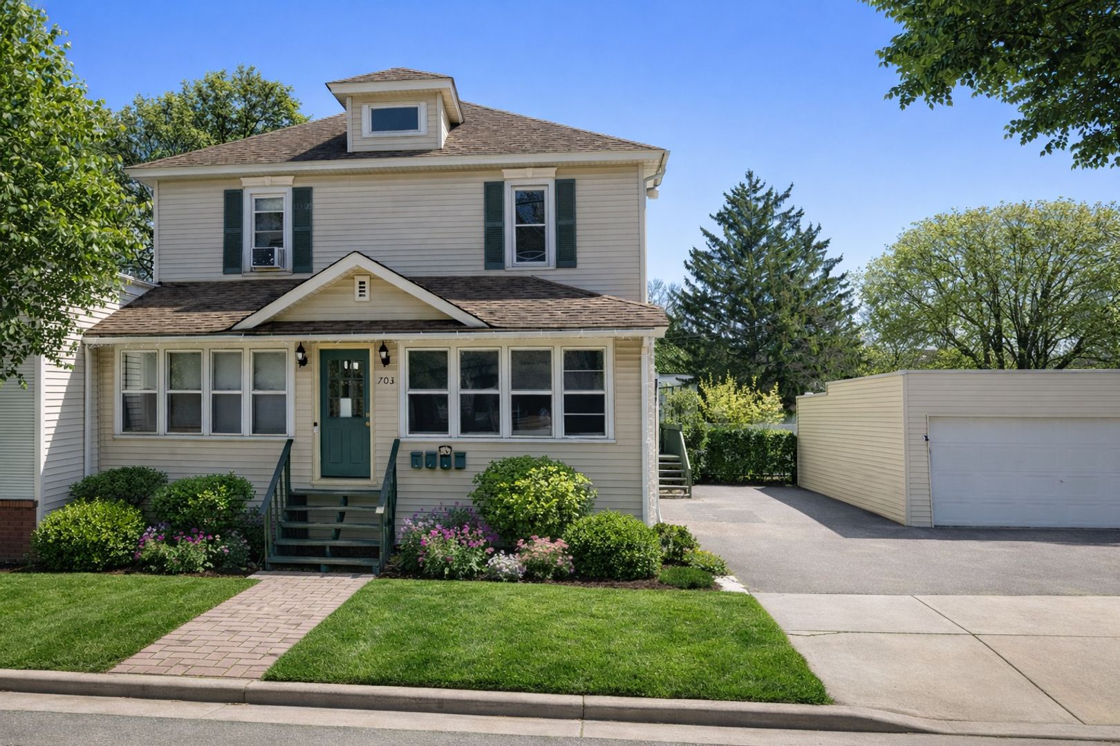 Wausau Apartment: 701-703 Prospect Ave