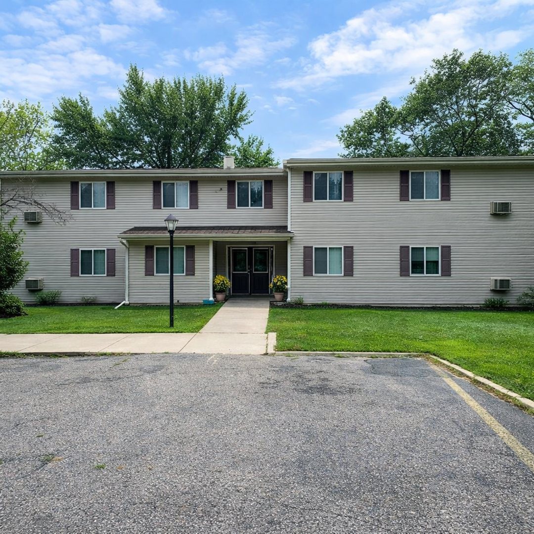 Wisconsin Rapids Apartment: 1320 23rd Ave S