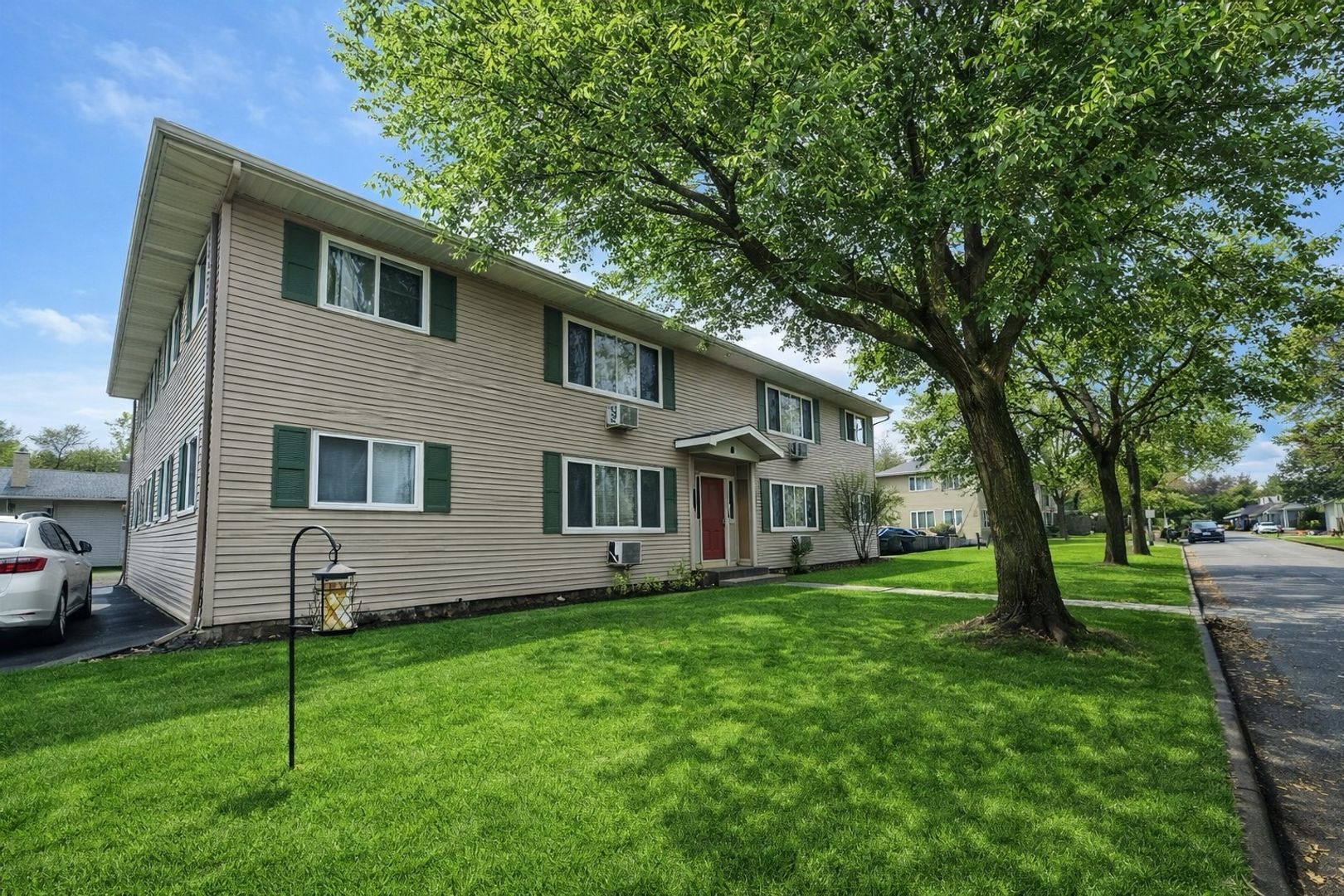 Wausau Apartment: 915 Genrich Street