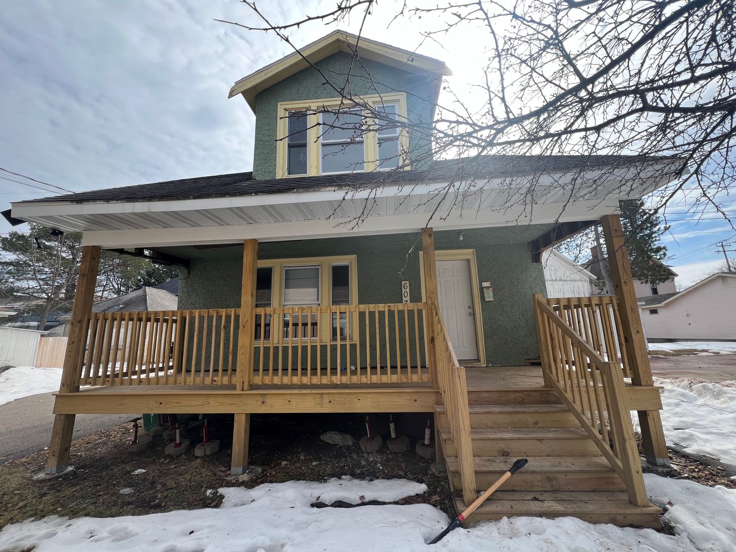 Wausau House: 607 Grant Street