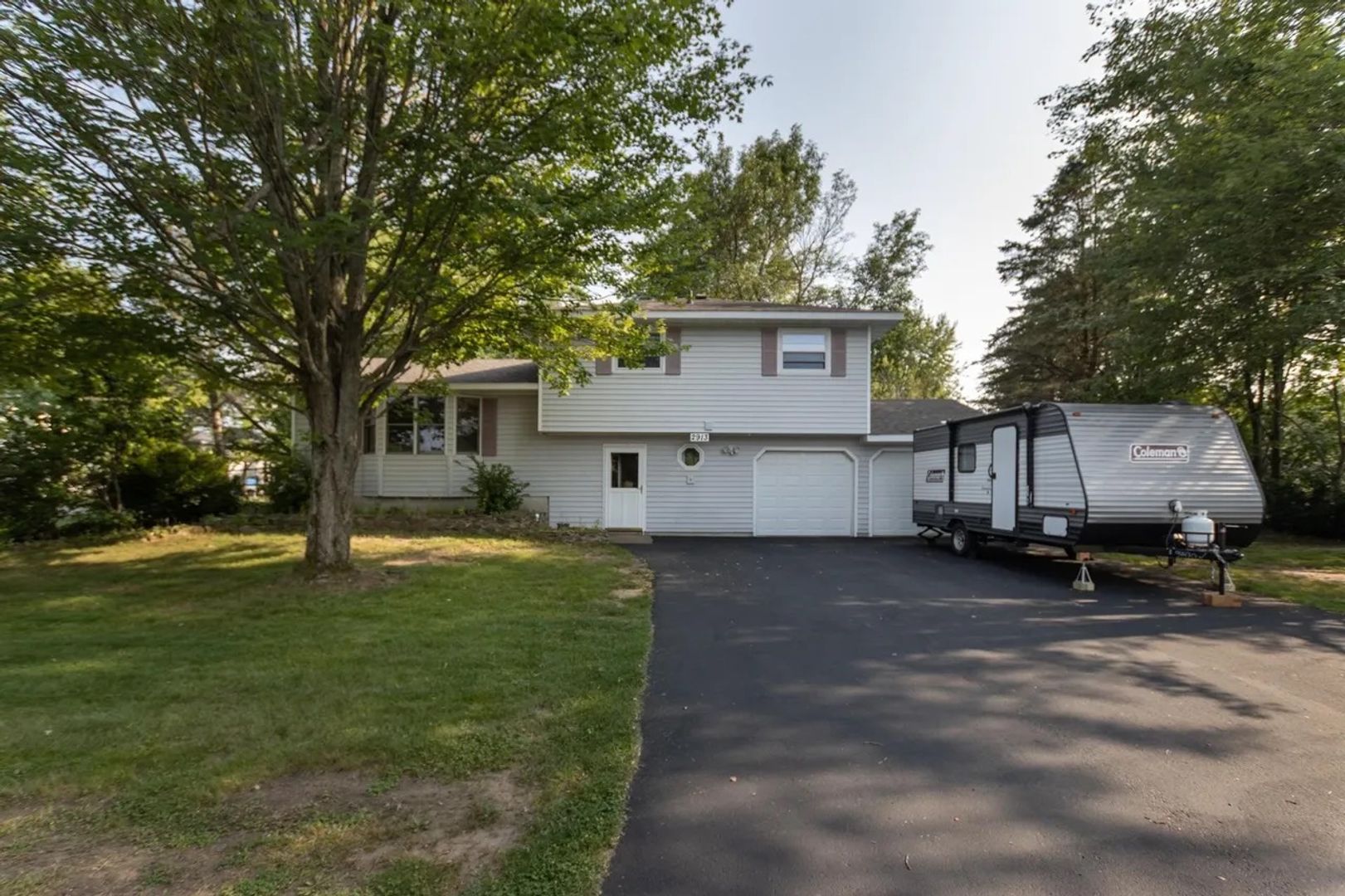 Weston House: 2913 Park Ridge Drive