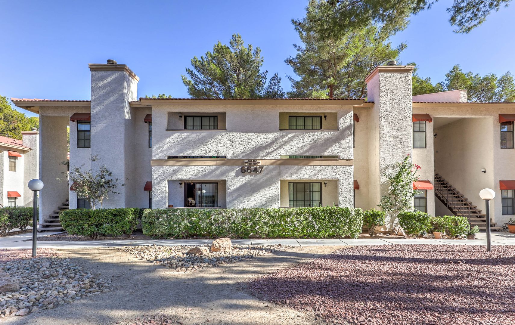 Las Vegas House: 6647 West Tropicana Avenue