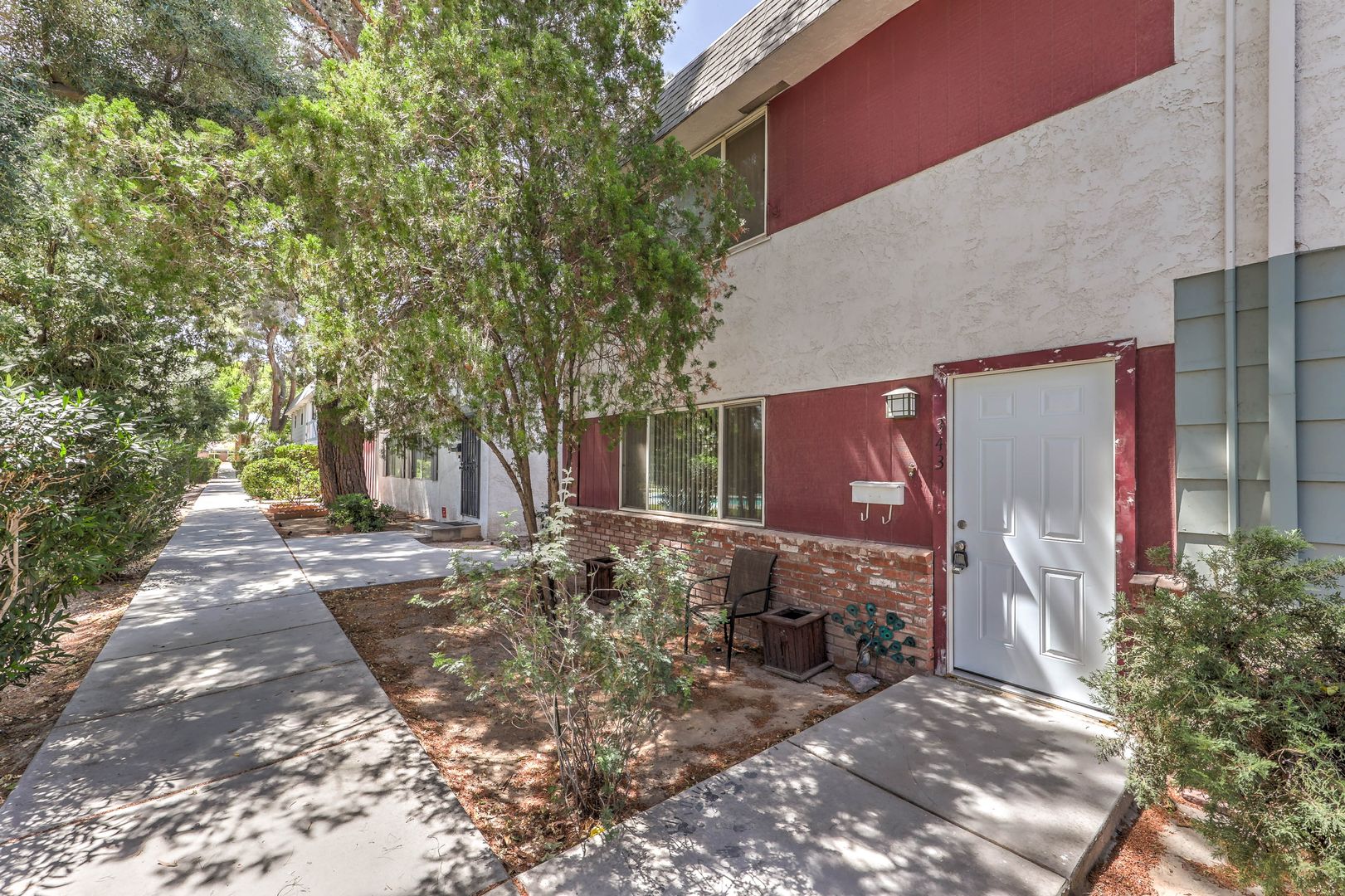Las Vegas House: 343 Greenbriar Townhouse Way
