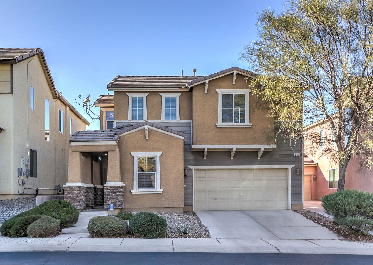 HENDERSON House: 933 WAGNER VALLEY ST