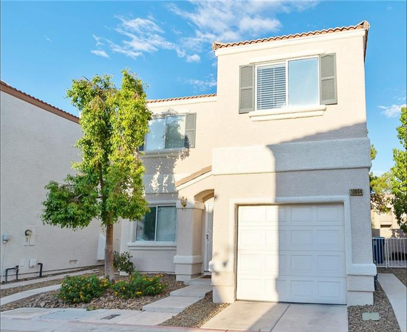 Las Vegas House: 10064 Swimming Hole Street