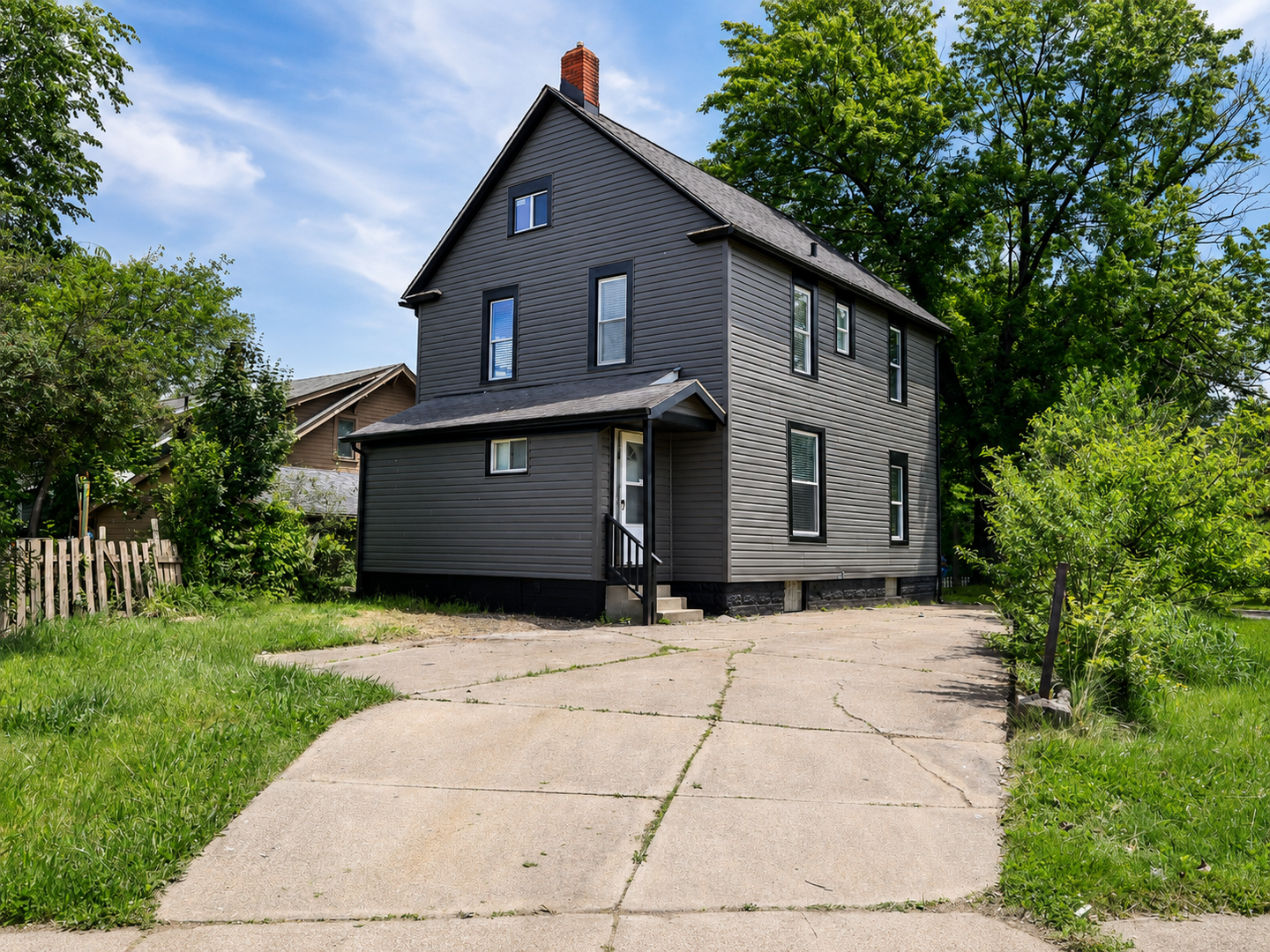 1206 Diagonal Road, Akron, OH 44307