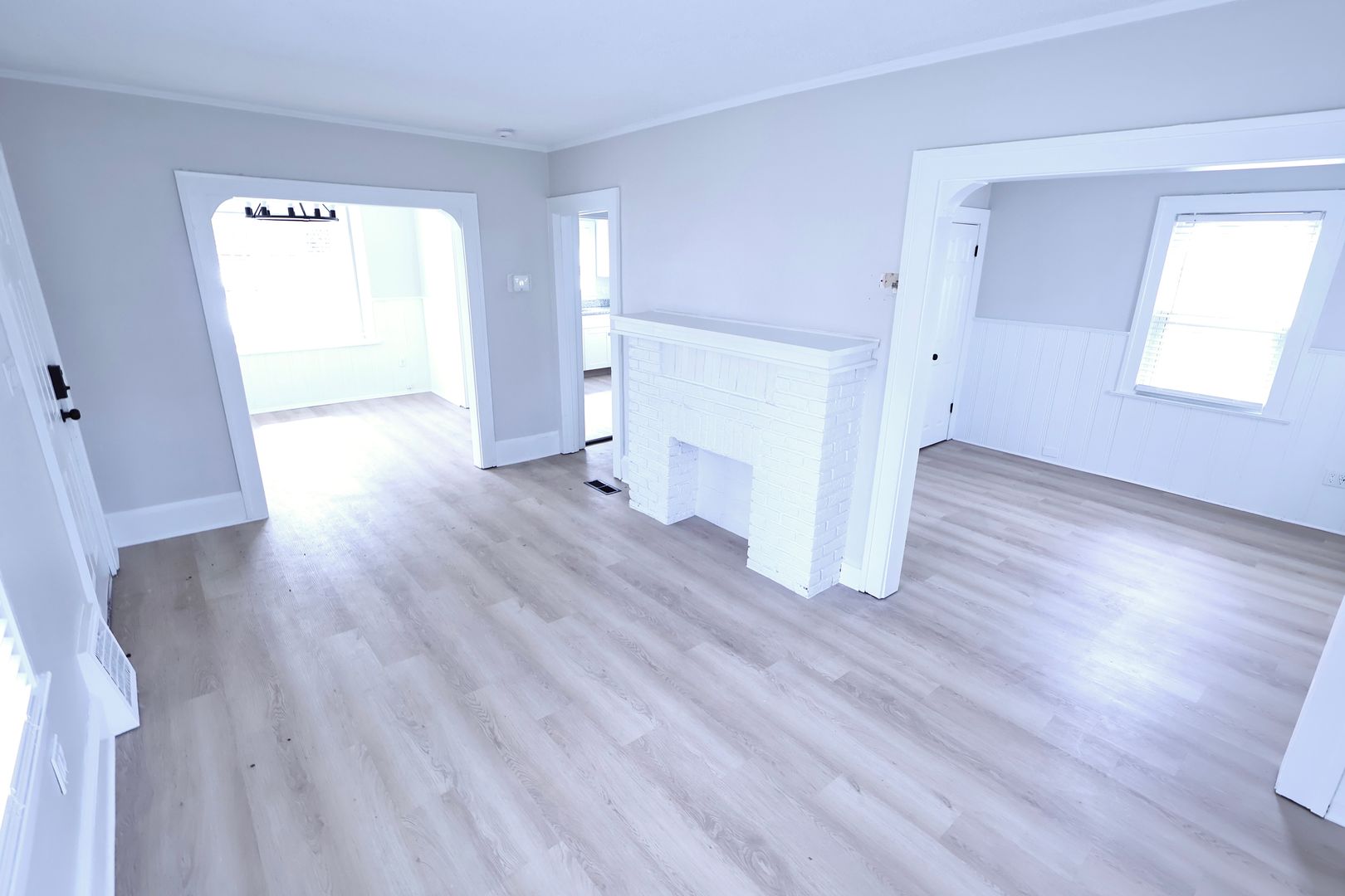 Akron House: 1490 Hillside Terrace