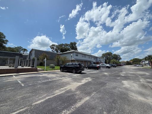 Beautiful 2-BR / 2.5-BA Condo in Winter Park! – photo 1