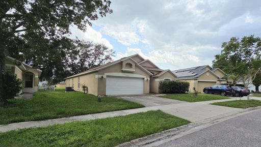 Spacious 4BR/2BA Orlando Home Conveniently Located Near UCF – photo 1