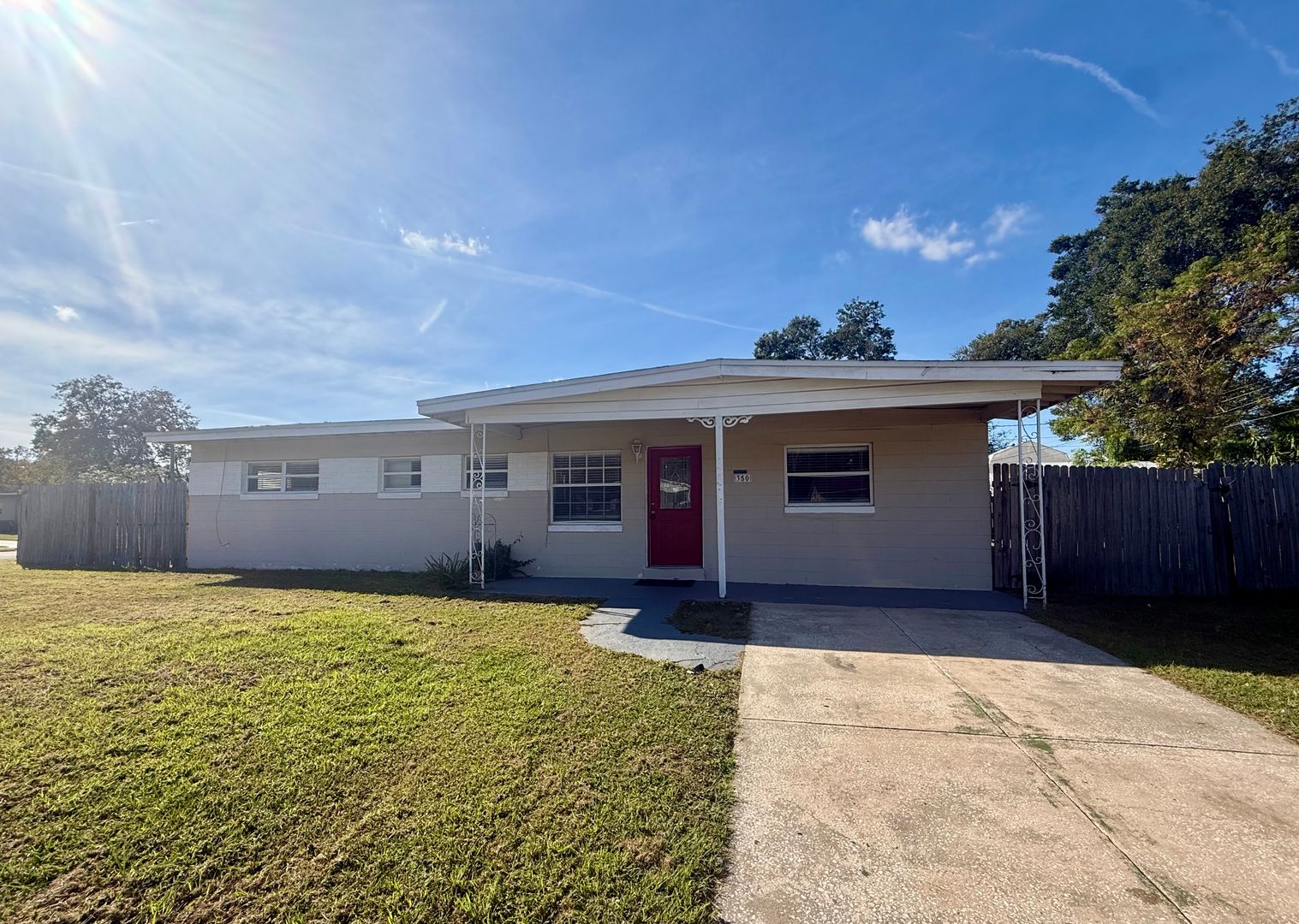 Altamonte Springs House: 350 Trinity Avenue