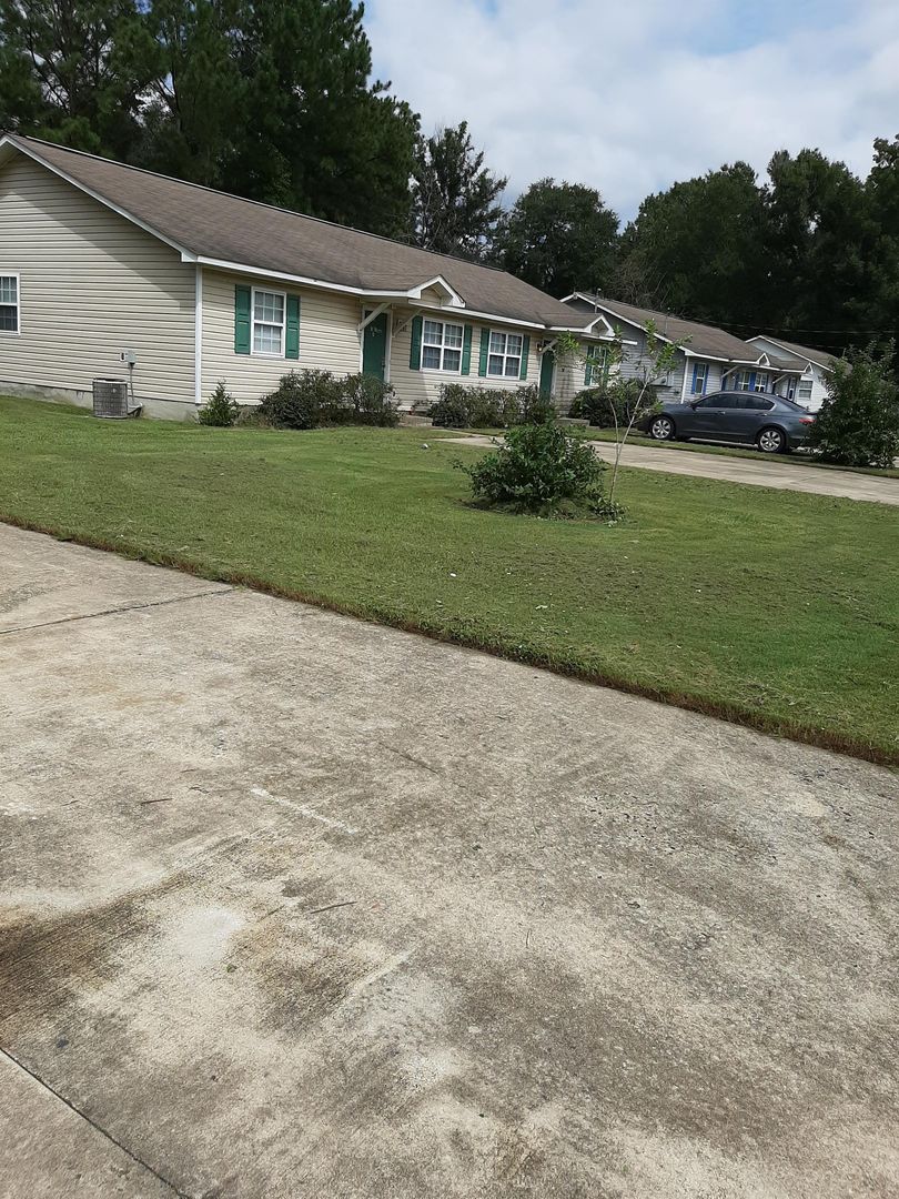 Fort Valley Apartment: 702 - 708 Green Street