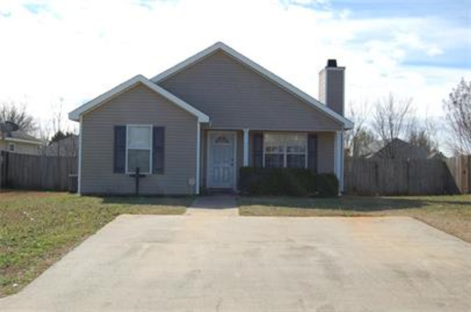 Bonaire House: 109 Kentshire Lane