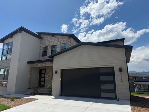 Brand-New Luxury Rental | 6 Bed, 5.5 Bath