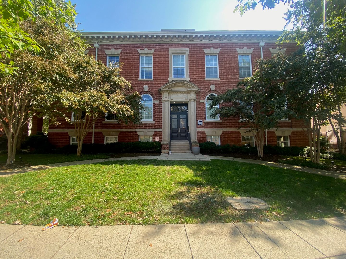 Washington House: 2035 2nd Street, NW