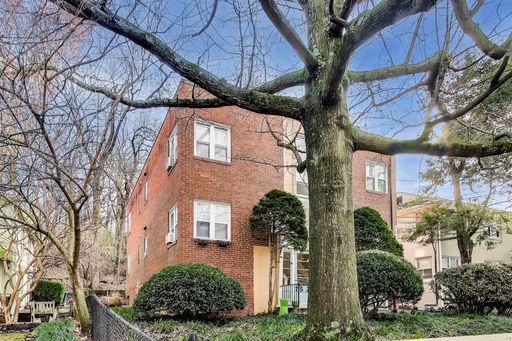 OPEN HOUSE MONDAY 8/31/26, 1PM TO 5PM – photo 1