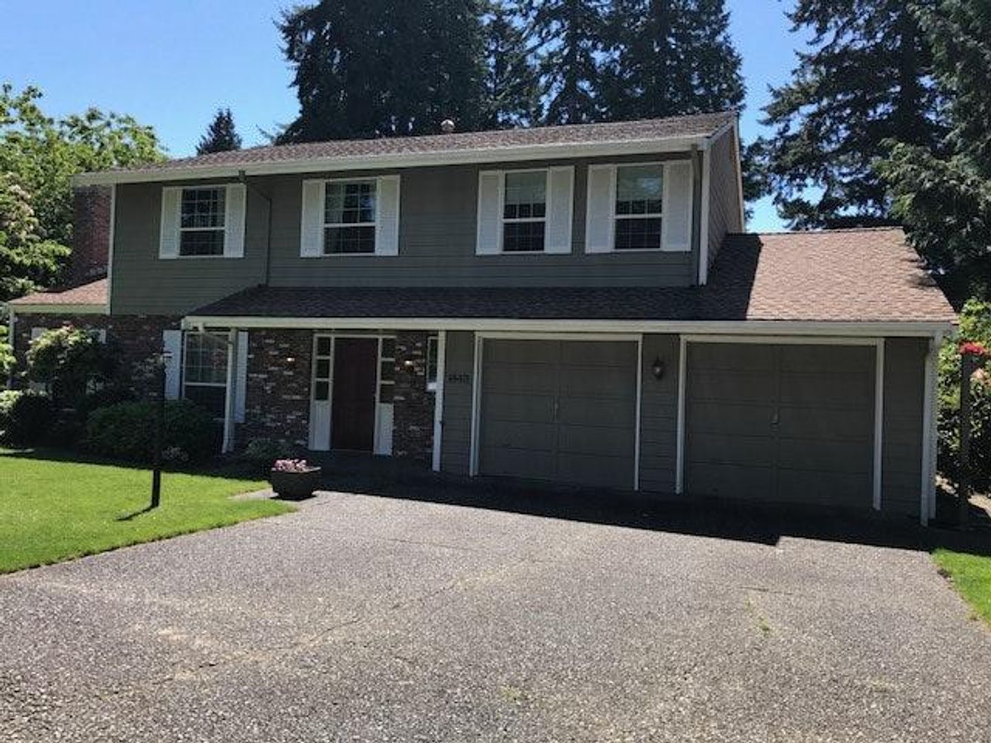 Bellevue House: 14411 NE 10th Pl