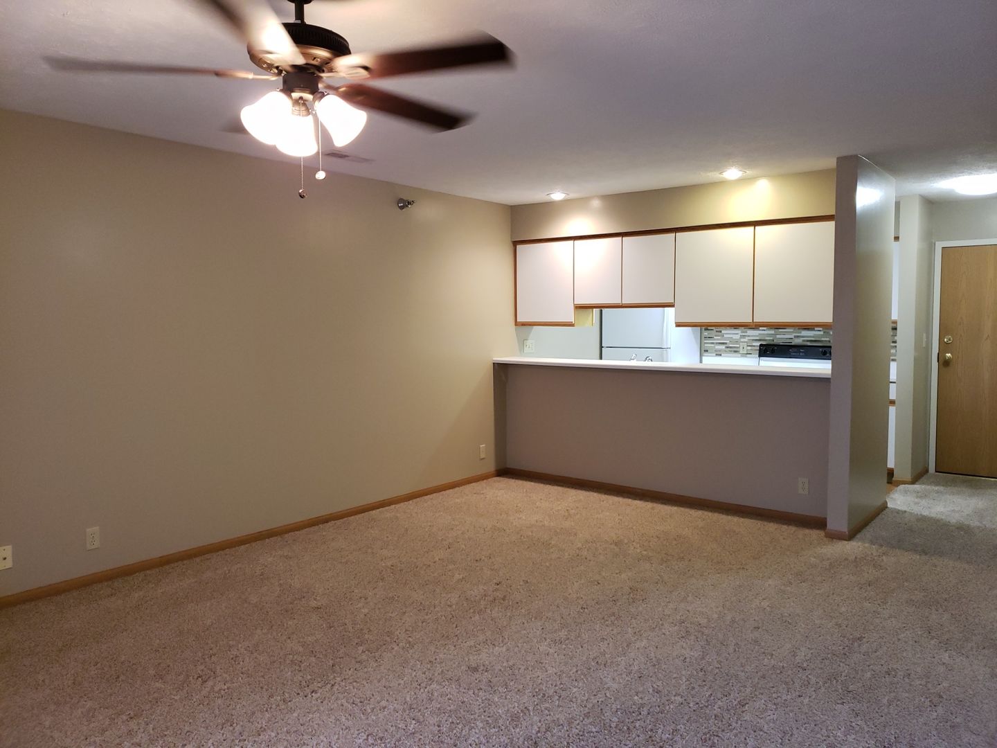 Lincoln Apartment: 4231 North 7th Street