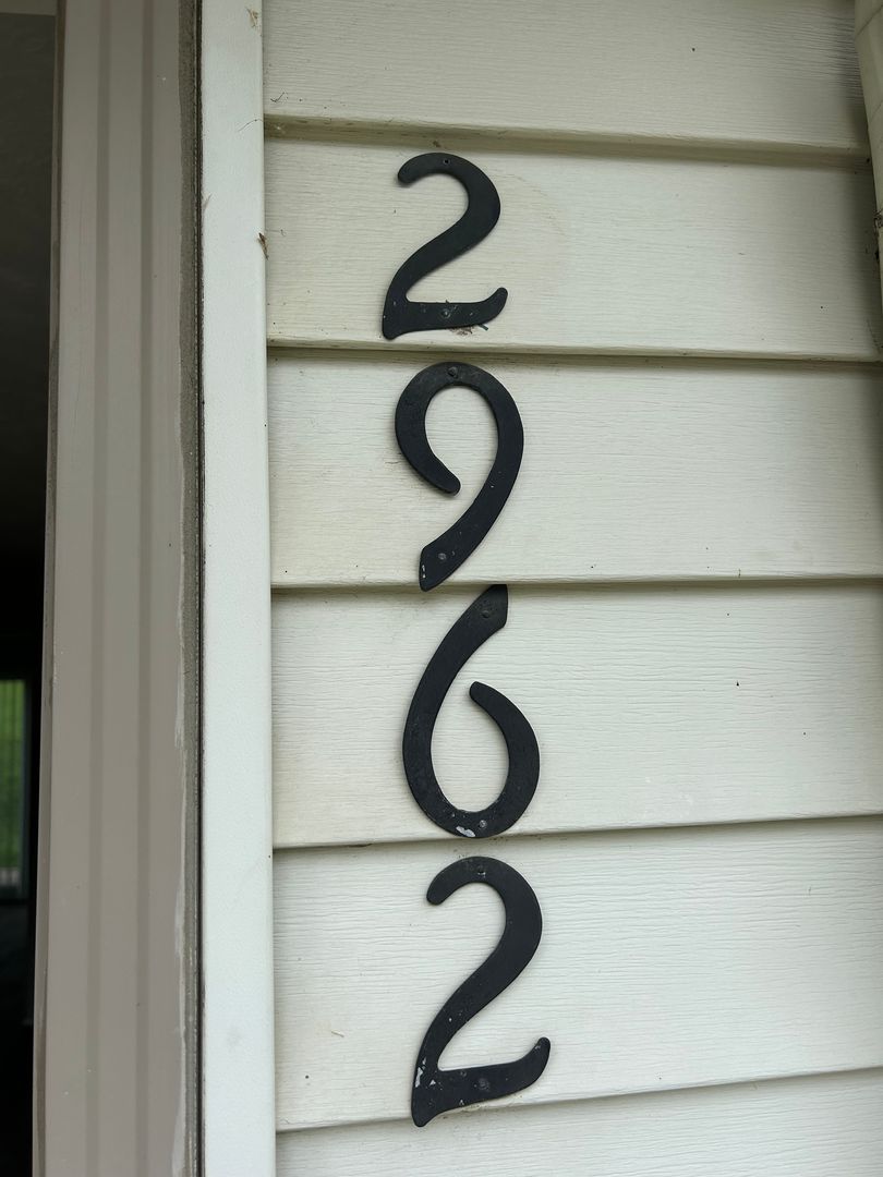 Bellevue Apartment: 2945 Biggs Plaza