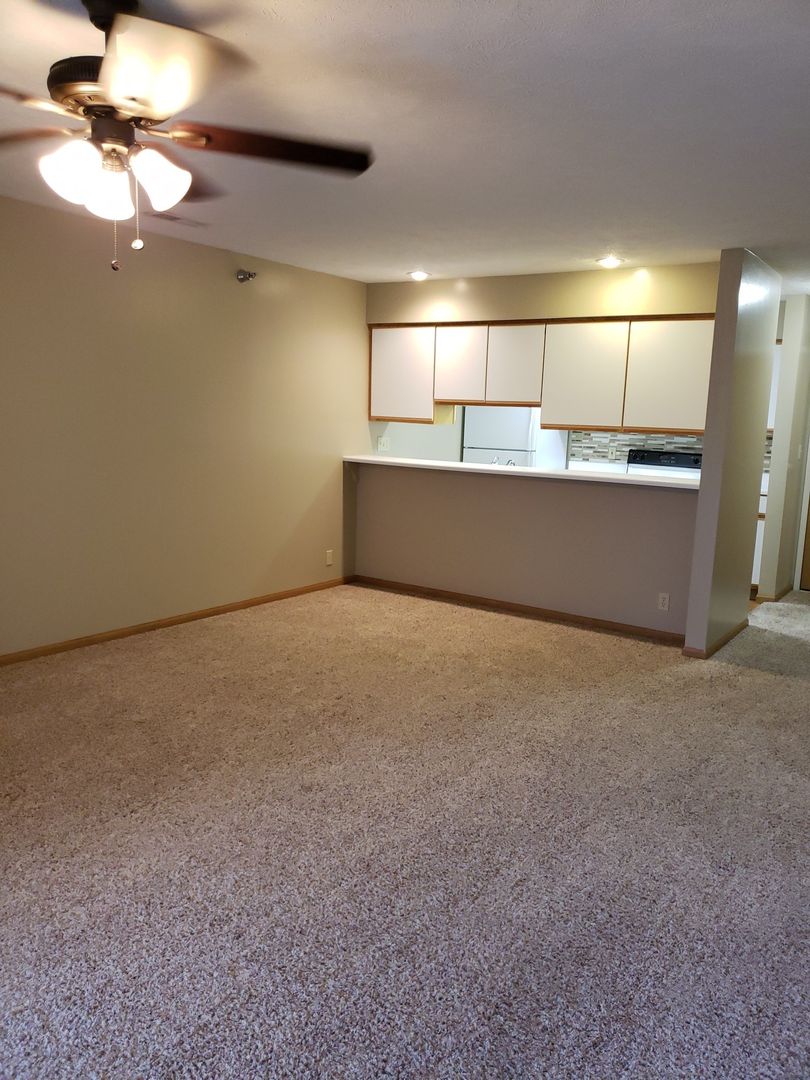 Lincoln Apartment: 4231 North 7th Street