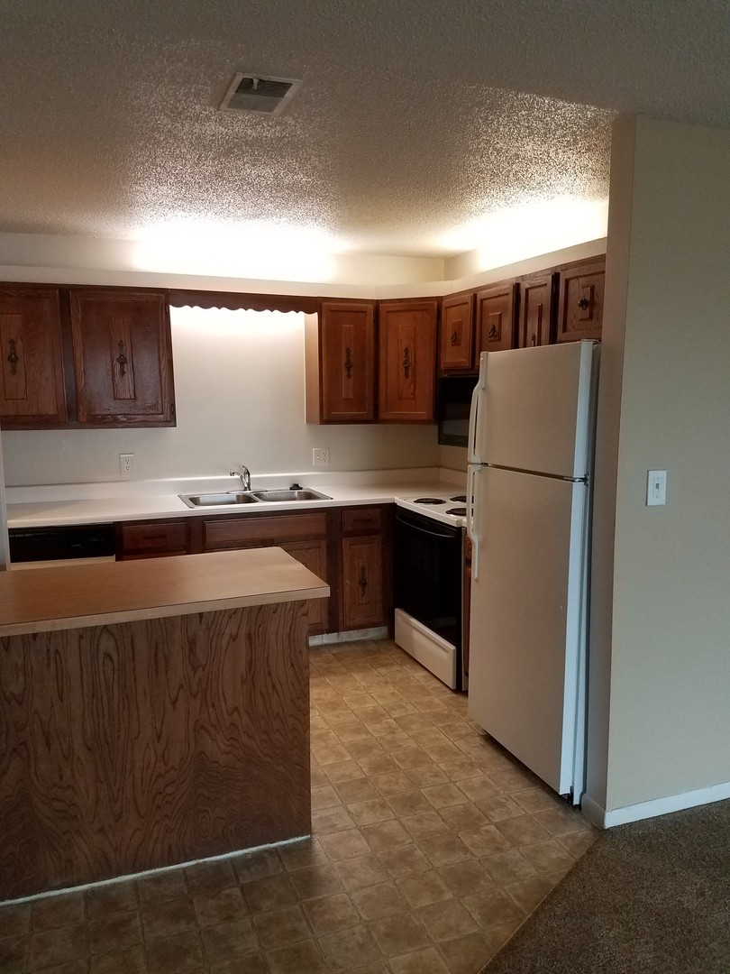 Omaha Apartment: 7525 Pierce Plaza