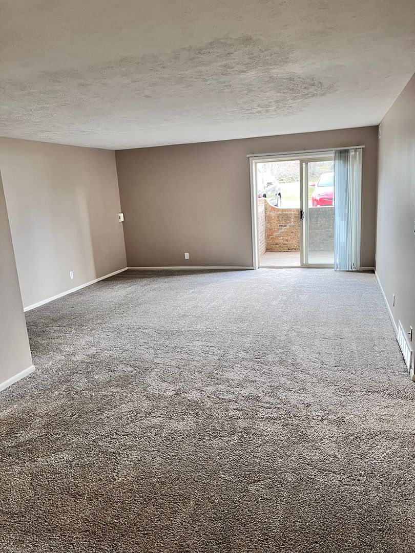 Omaha Apartment: 3110 1/2 N 97th Street