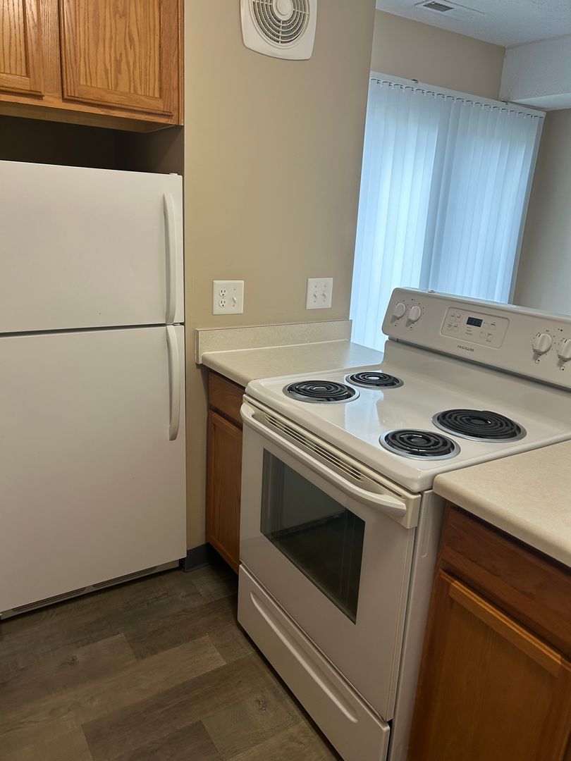 Bellevue Apartment: 2945 Biggs Plaza