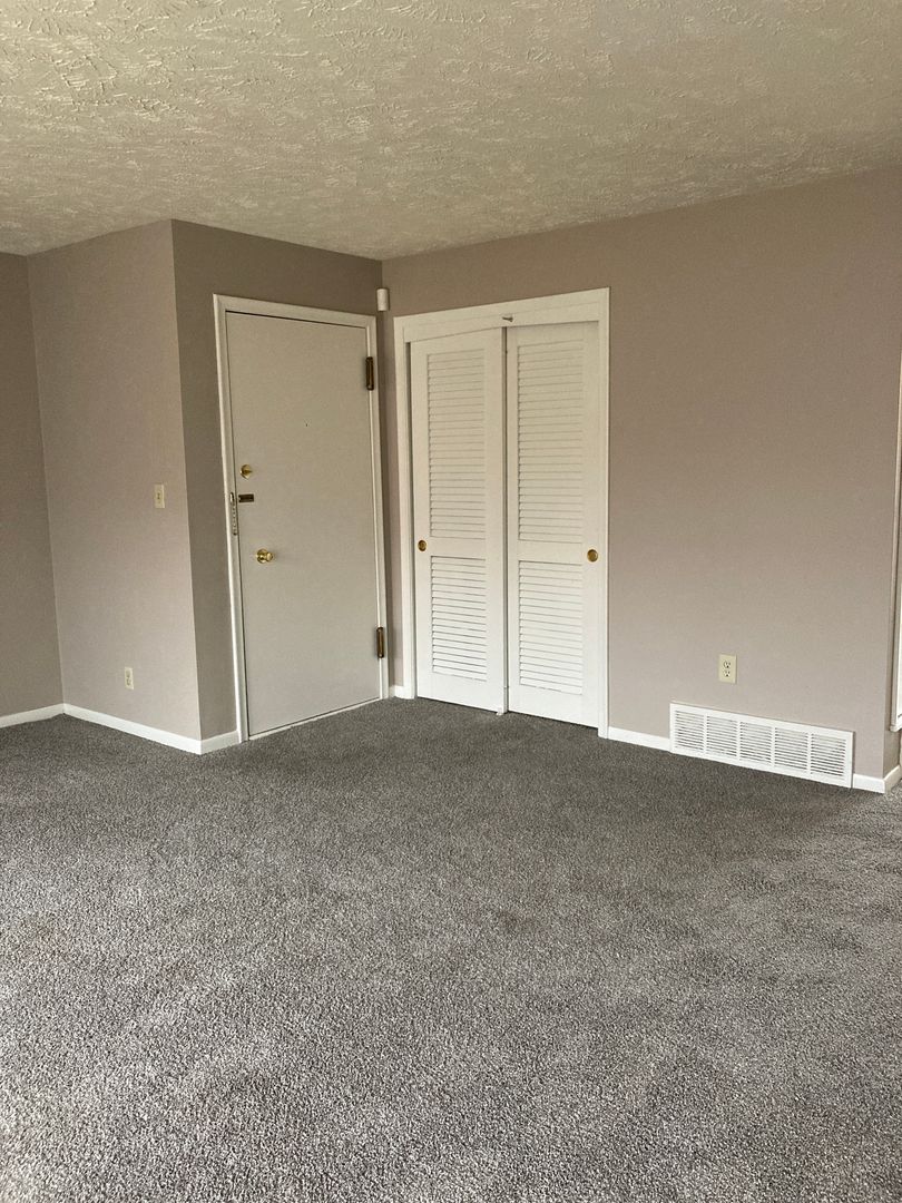 Omaha Apartment: 3110 1/2 N 97th Street