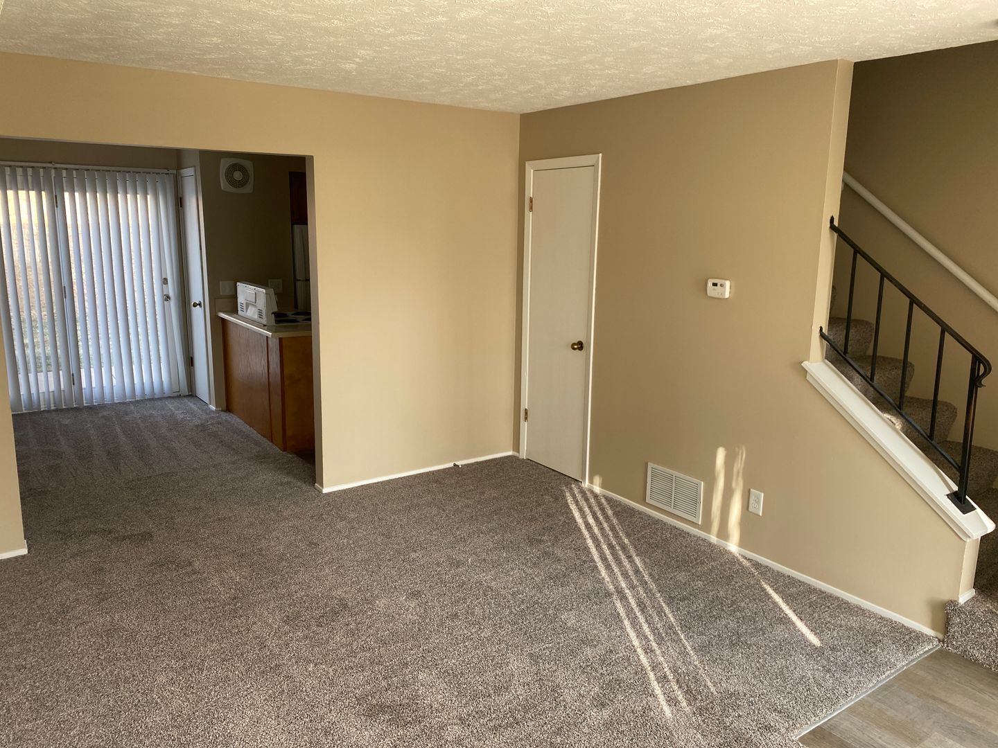 Bellevue Apartment: 2945 Biggs Plaza