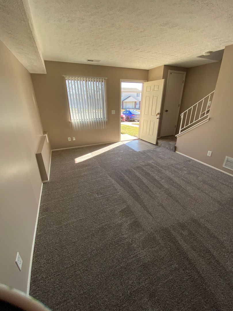 Bellevue Apartment: 2945 Biggs Plaza