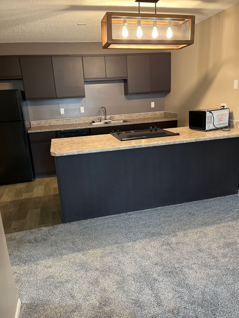 Lincoln Apartment: 120 College Park Circle