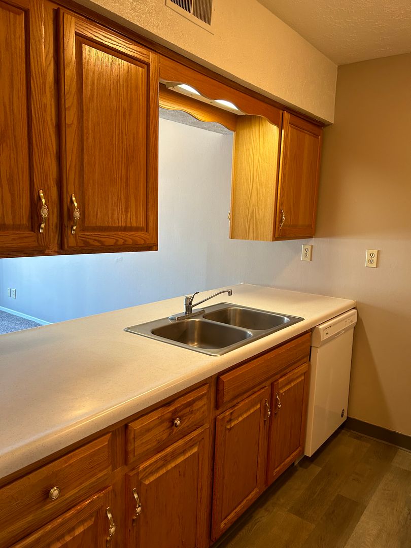 Omaha Apartment: 3310 North 93rd Ave