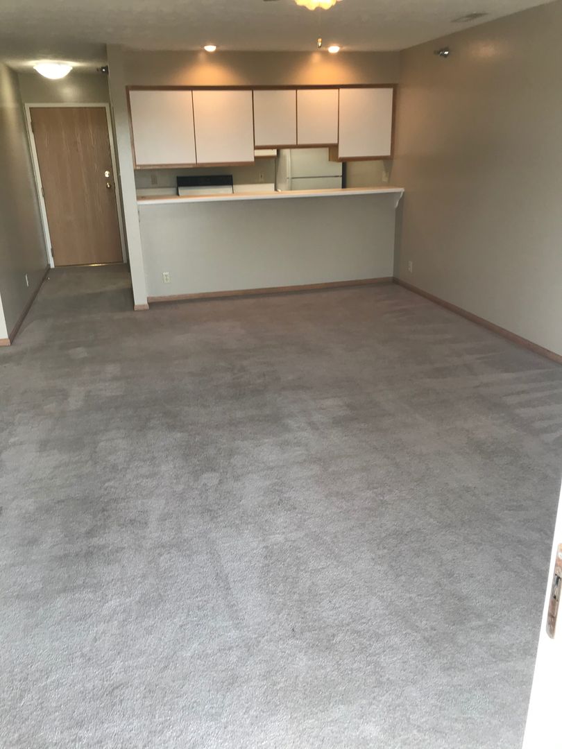 Lincoln Apartment: 4231 North 7th Street