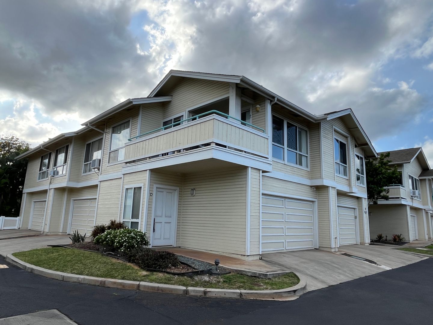 Ewa Beach Townhome: 91-999 Laaulu St. #31D