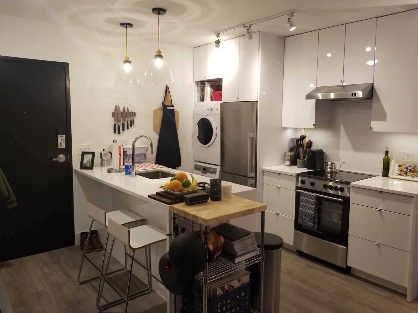 Washington Apartment: 1881 3rd St NW