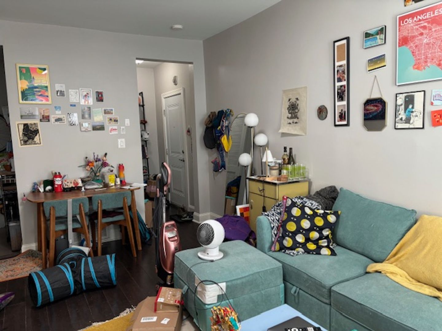 Washington Apartment: 1445 Oak St NW